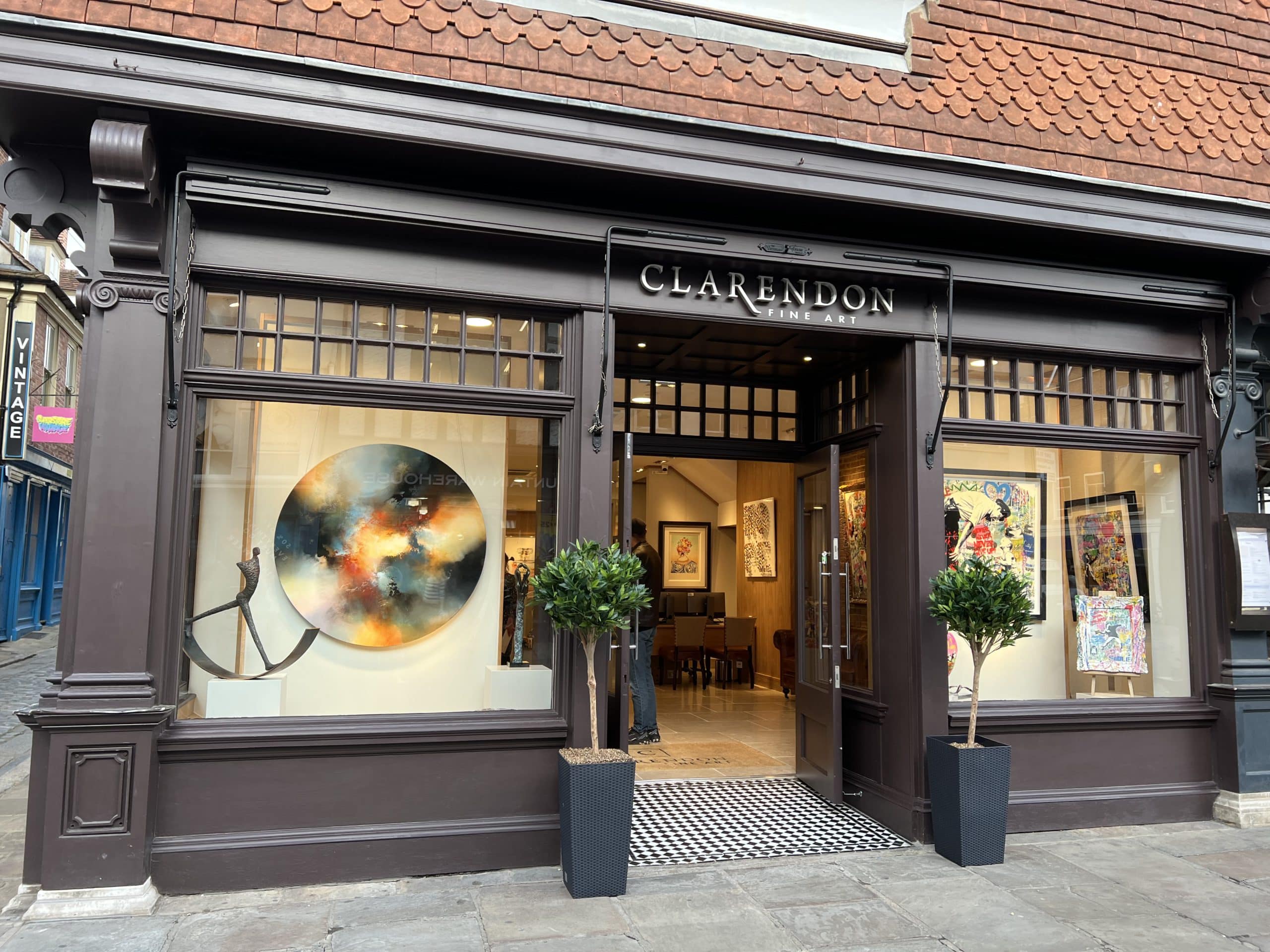 Image of Clarendon Fine Art gallery in Centebury - exterior of gallery taken from rhe street